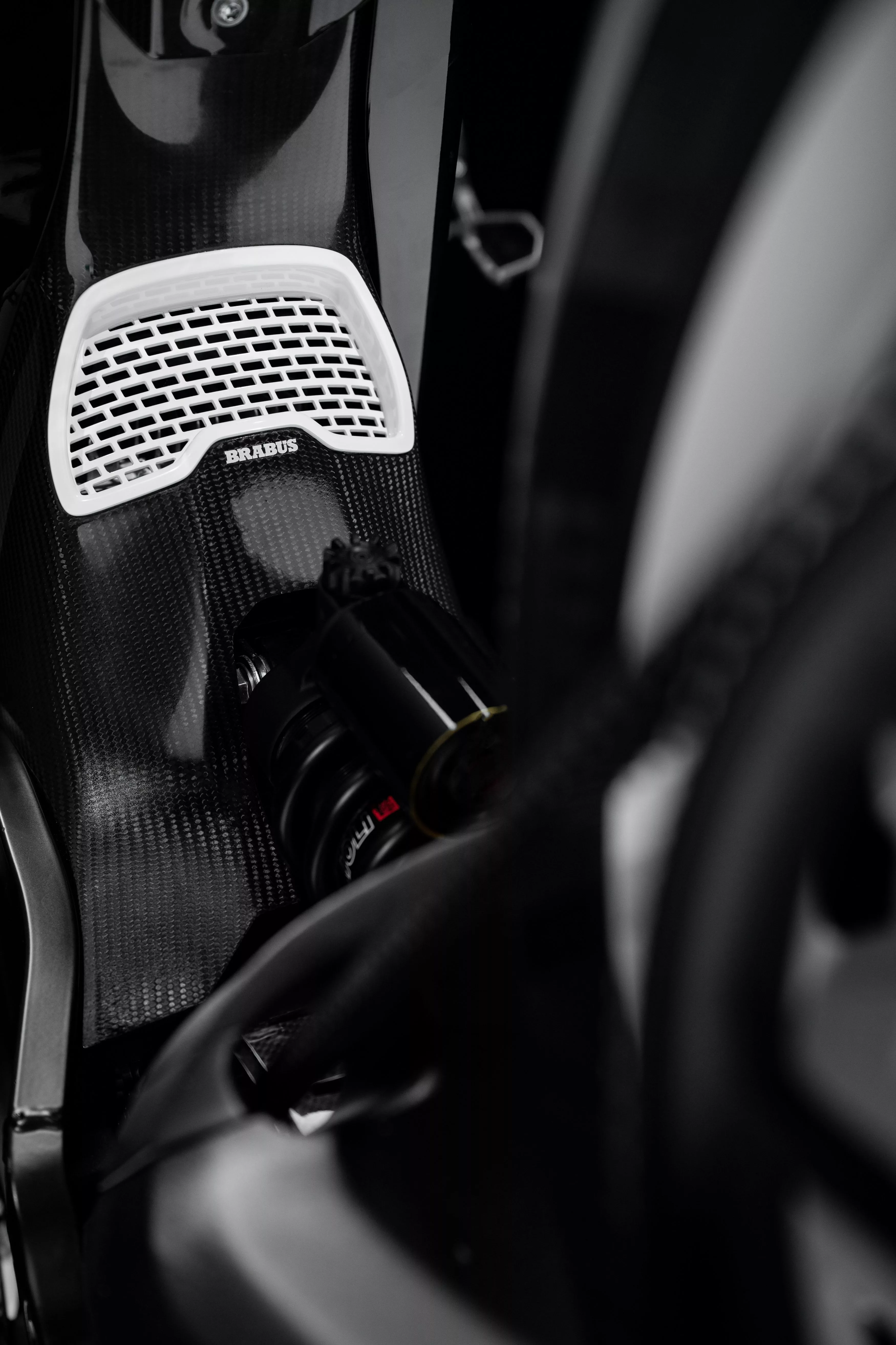 Brabus Urban E Fragment Edition