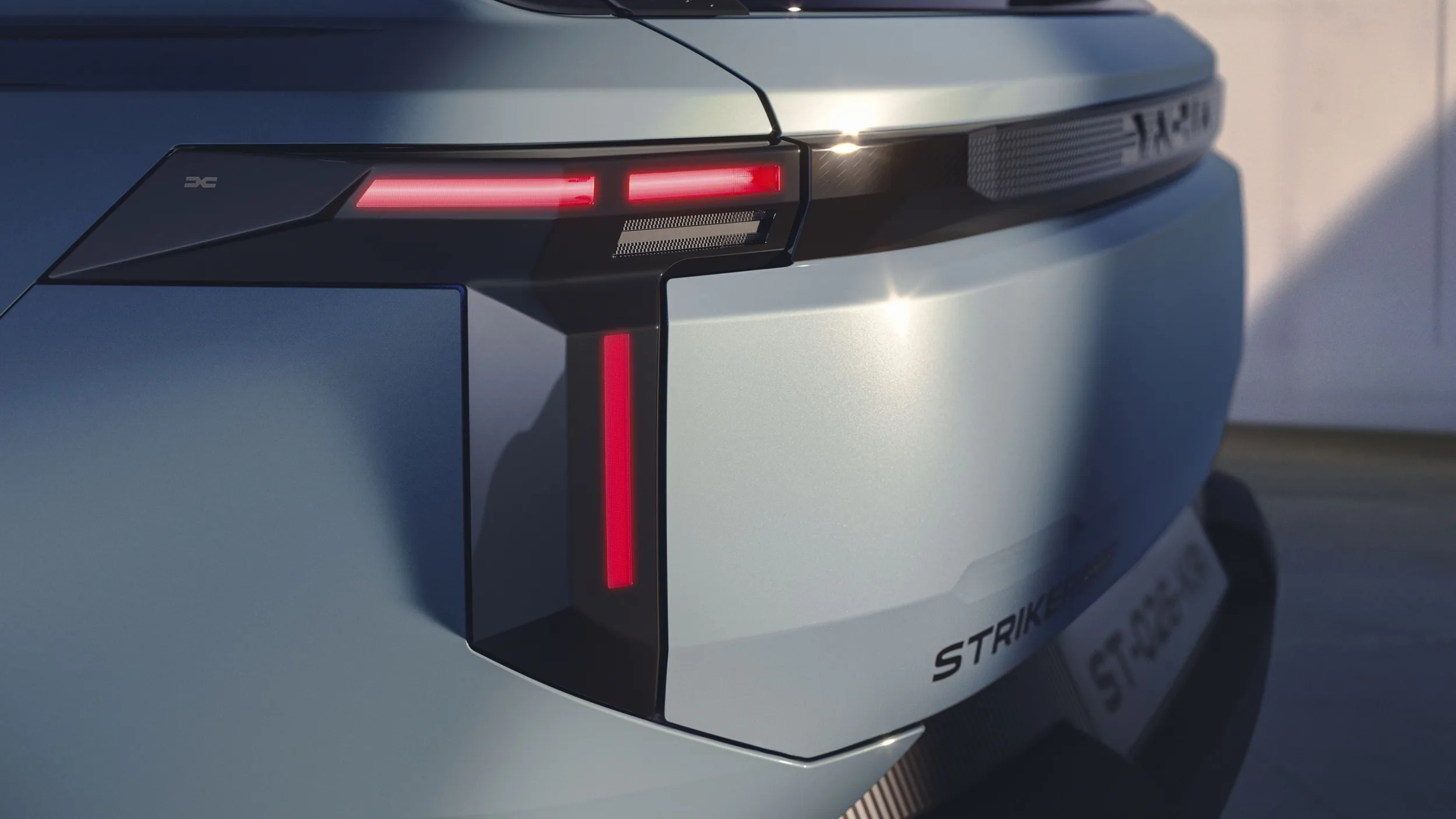 Dacia Striker