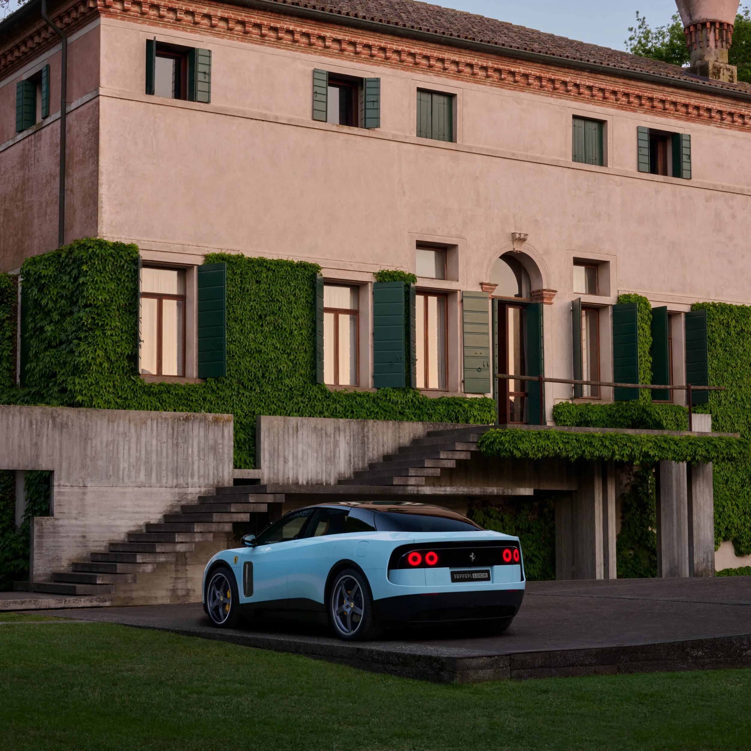 Ferrari Luce
