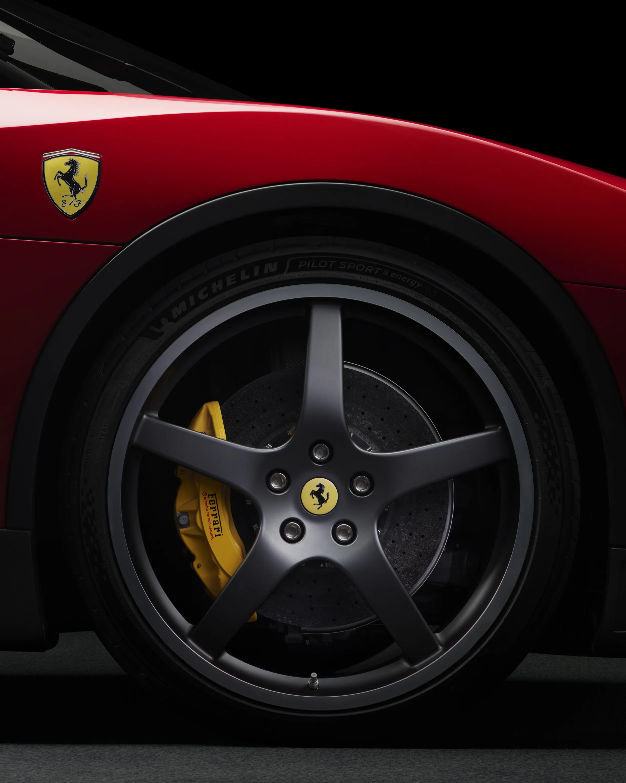 Ferrari Luce