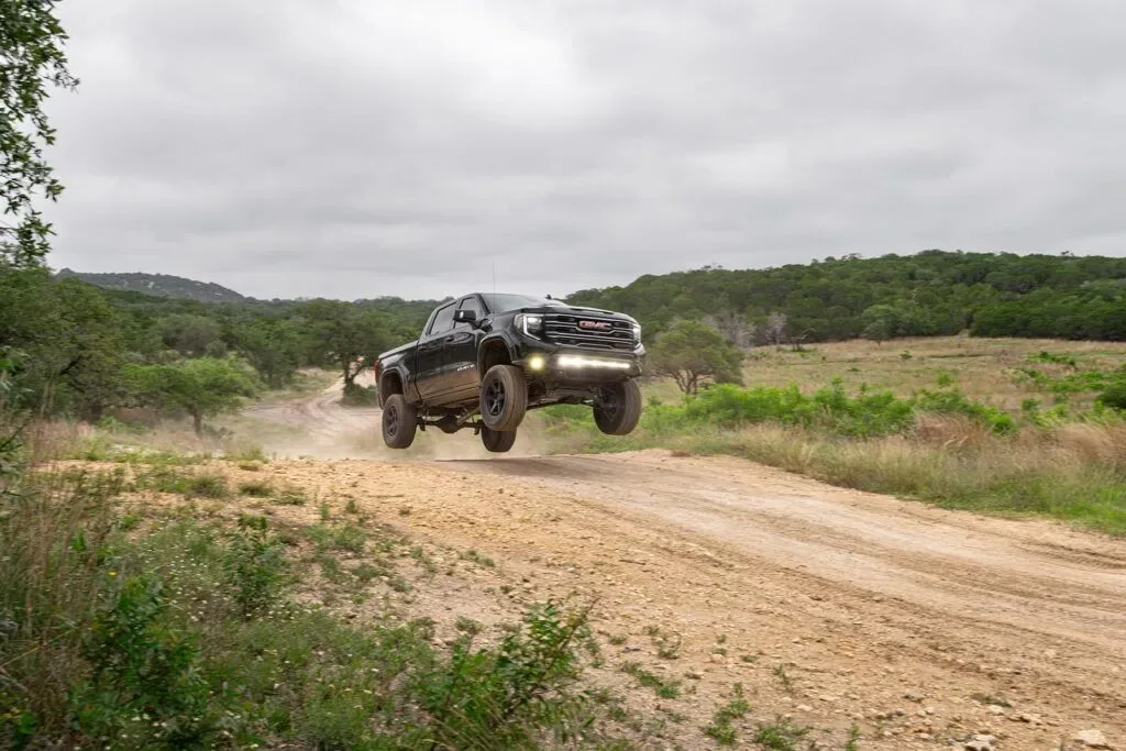 Hennessey Goliath 700 Sierra
