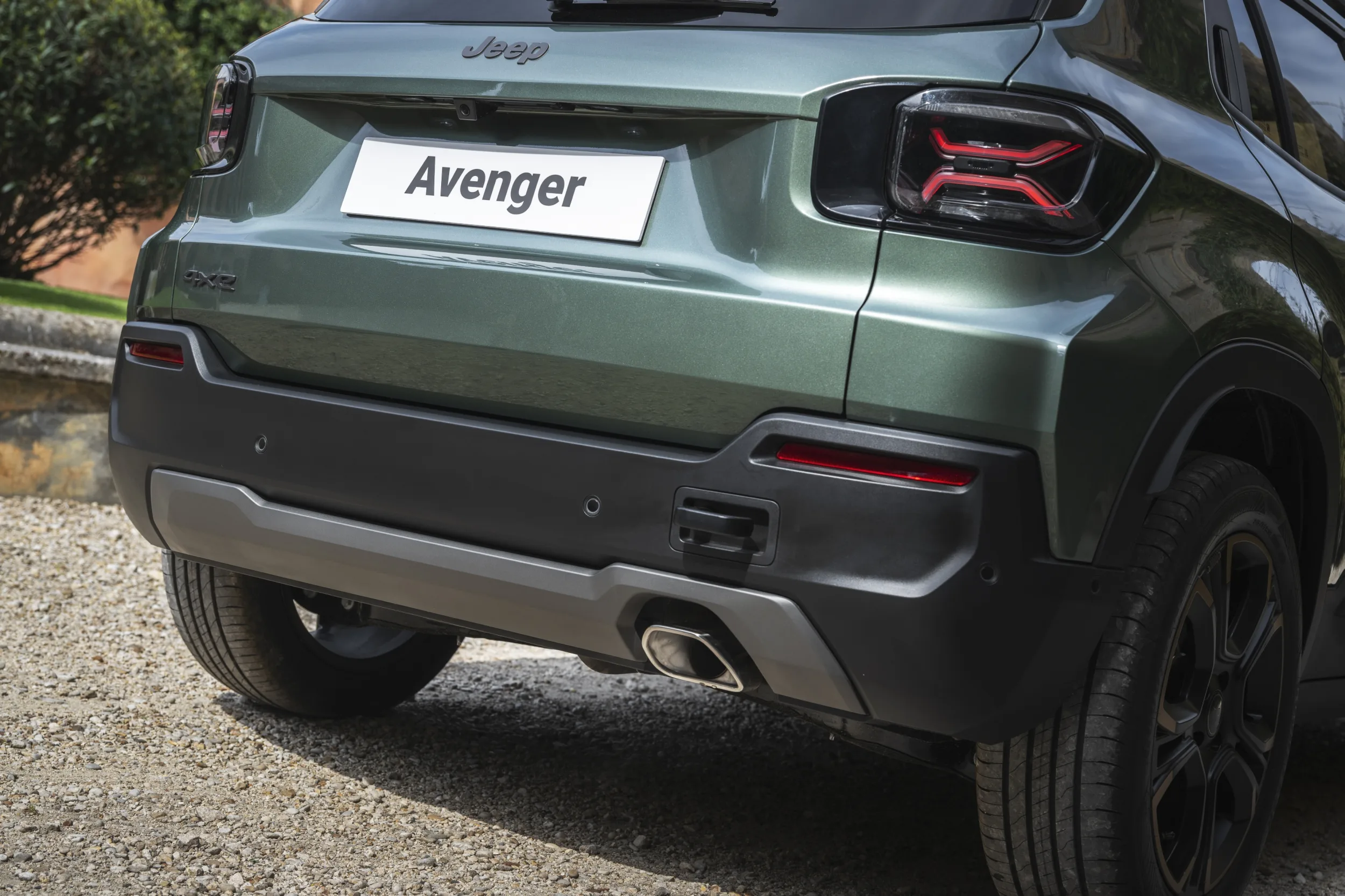 Jeep Avenger 4xe 85th anniversary
