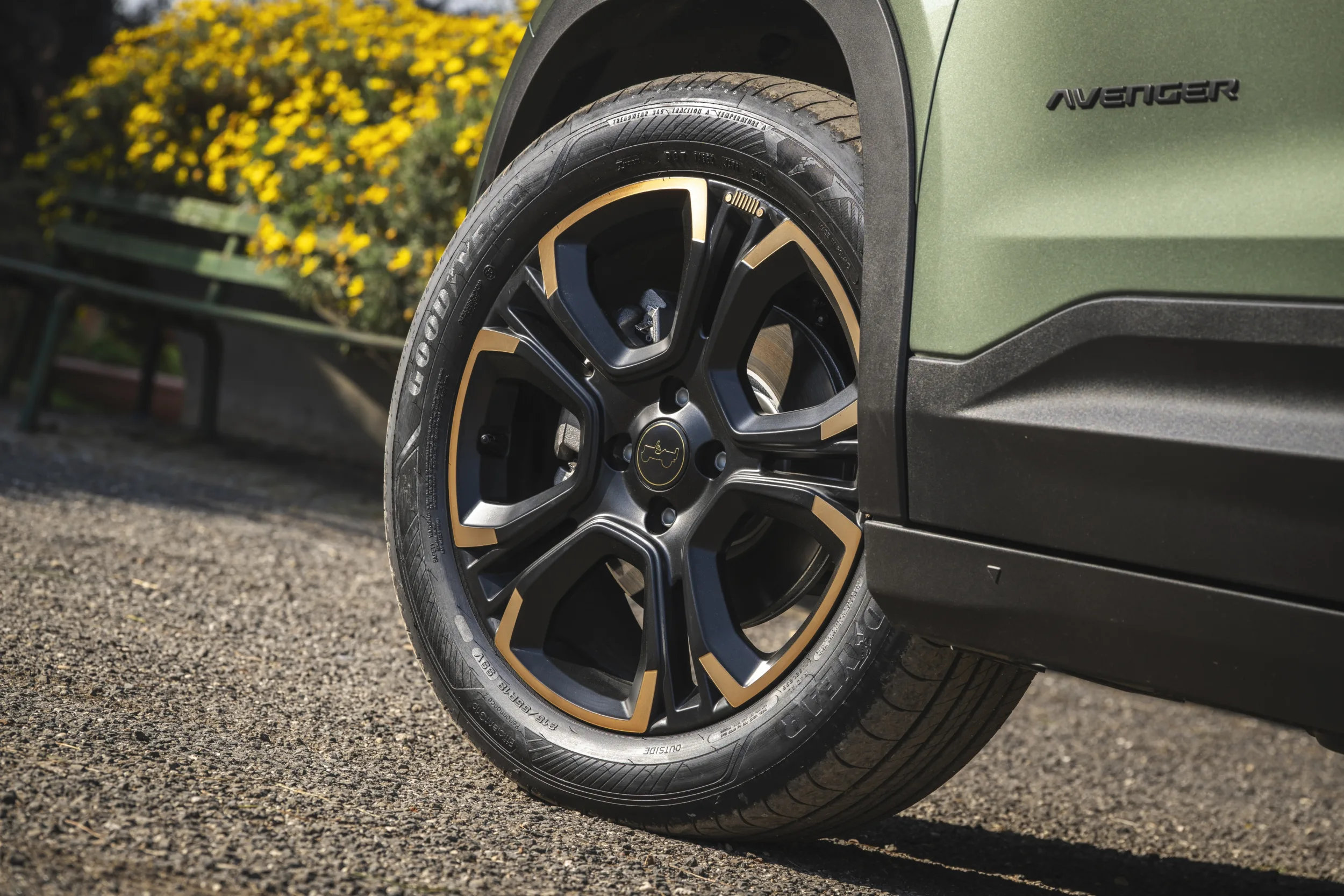 Jeep Avenger 4xe 85th anniversary