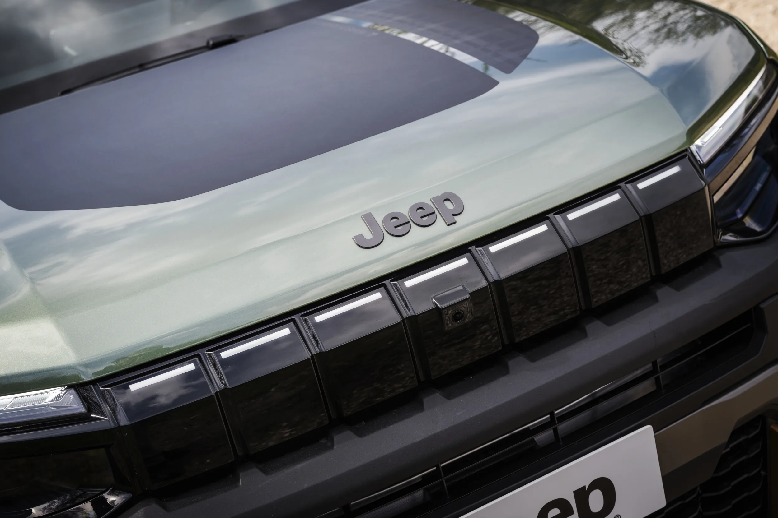 Jeep Avenger 4xe 85th anniversary