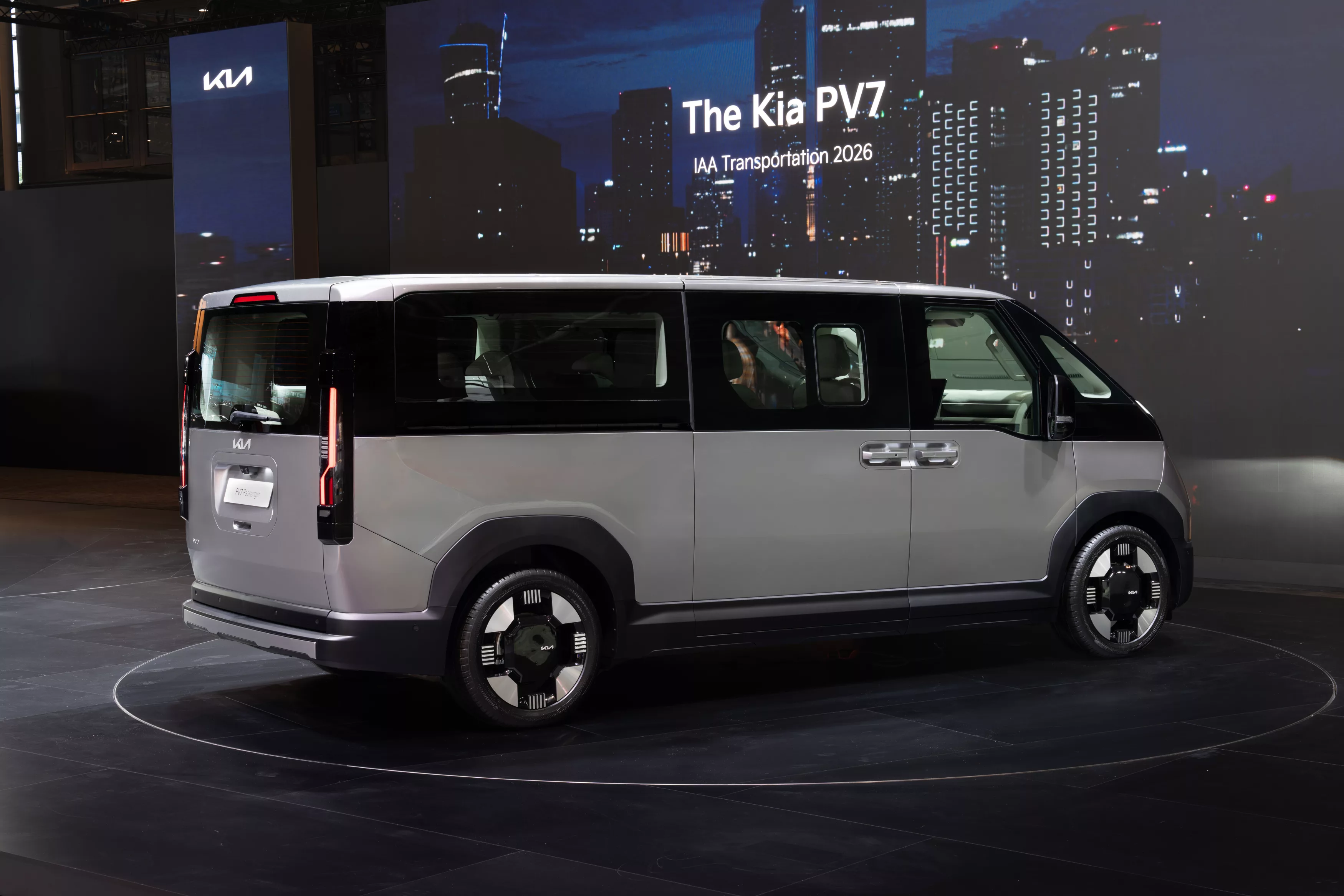 Kia PV7