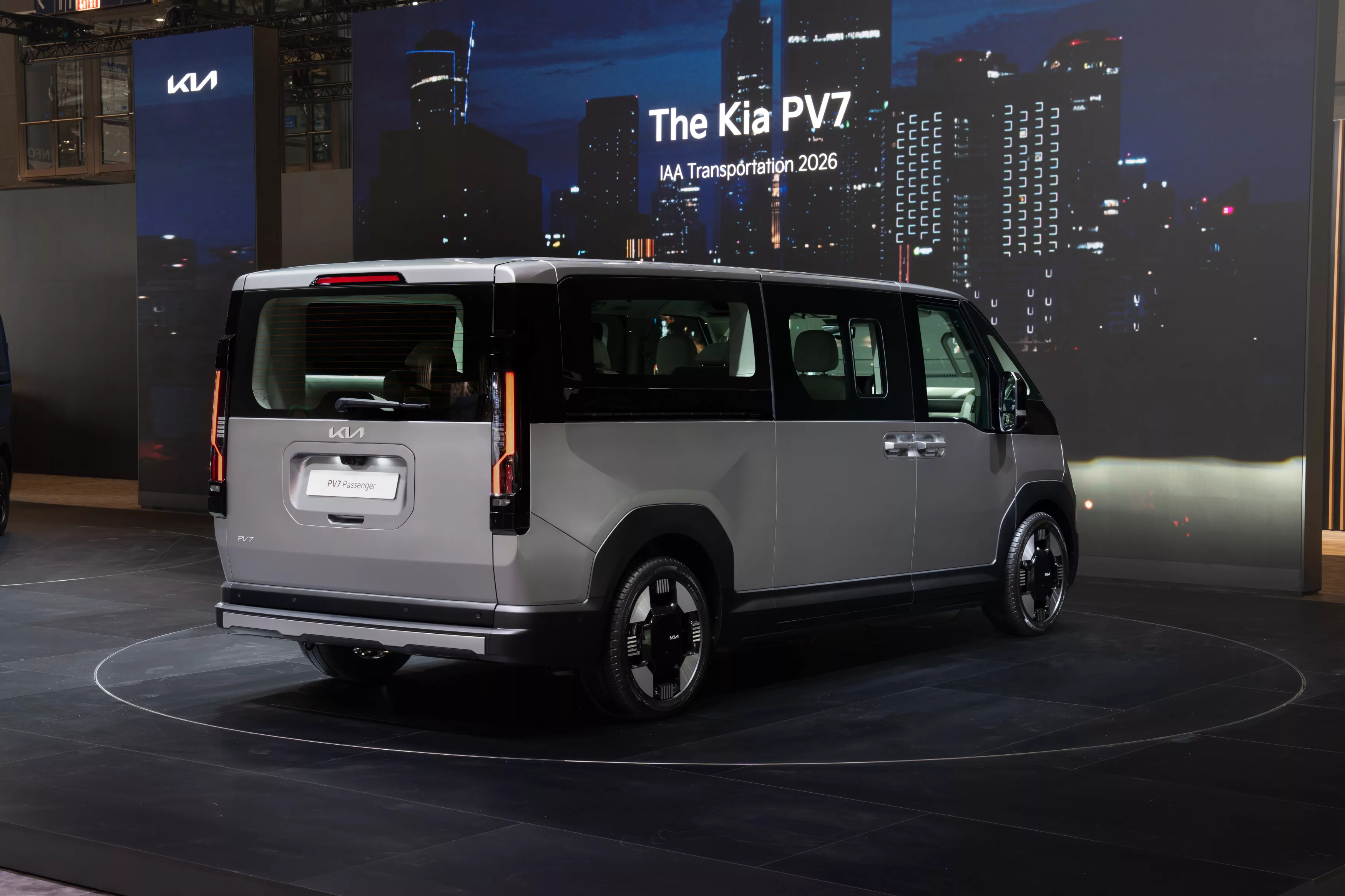 Kia PV7