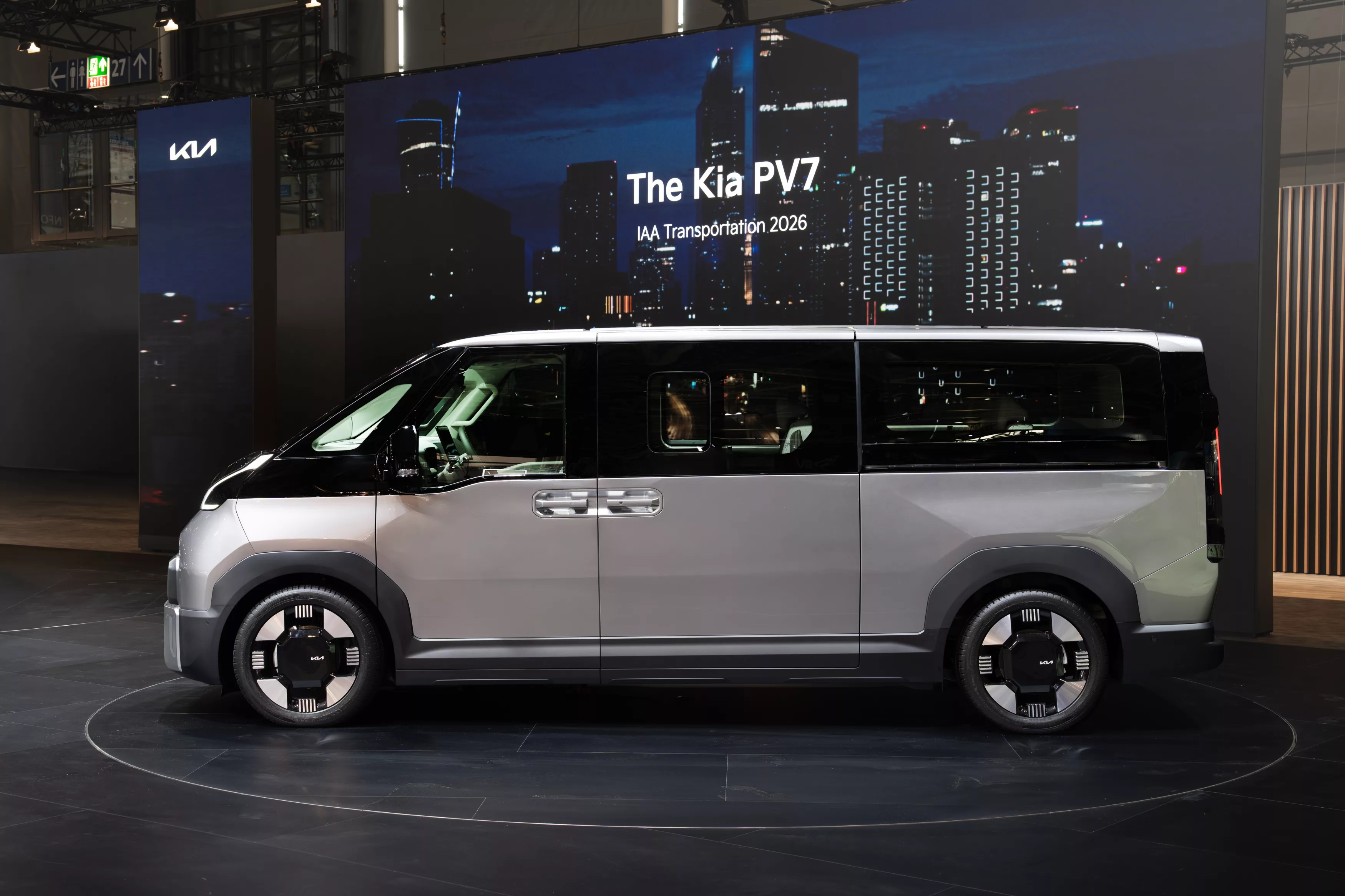 Kia PV7