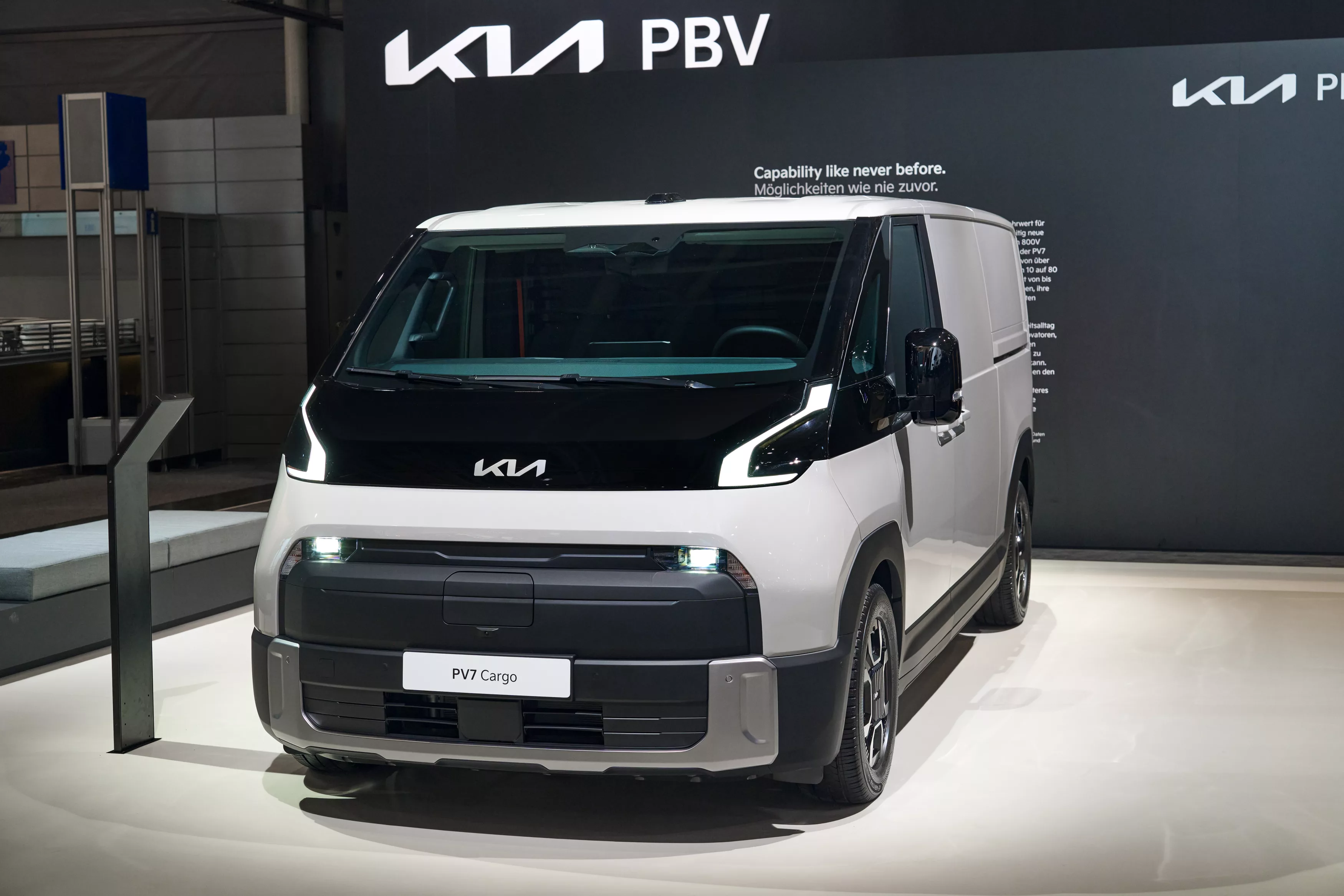 Kia PV7
