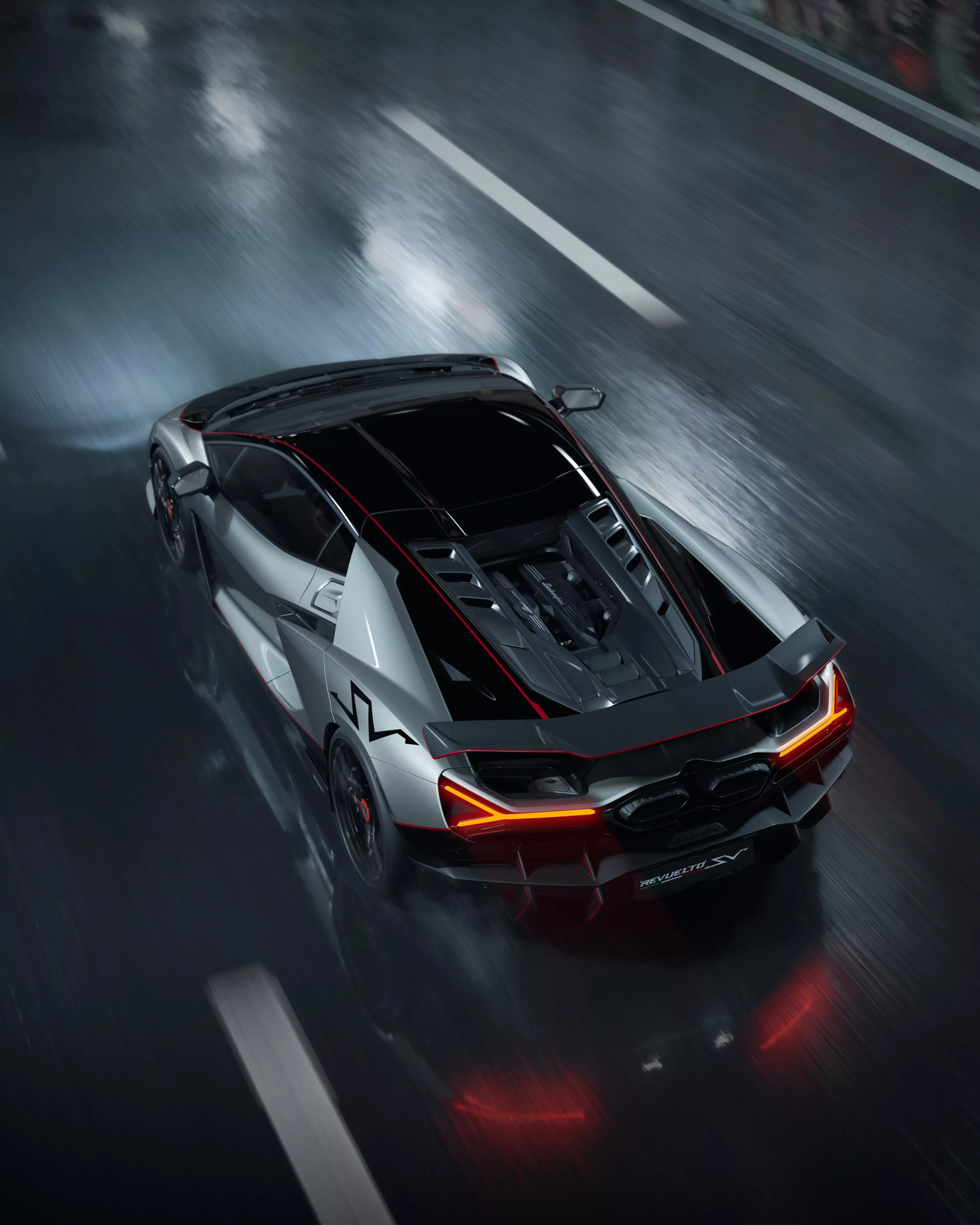 Lamborghini Revuelto SV