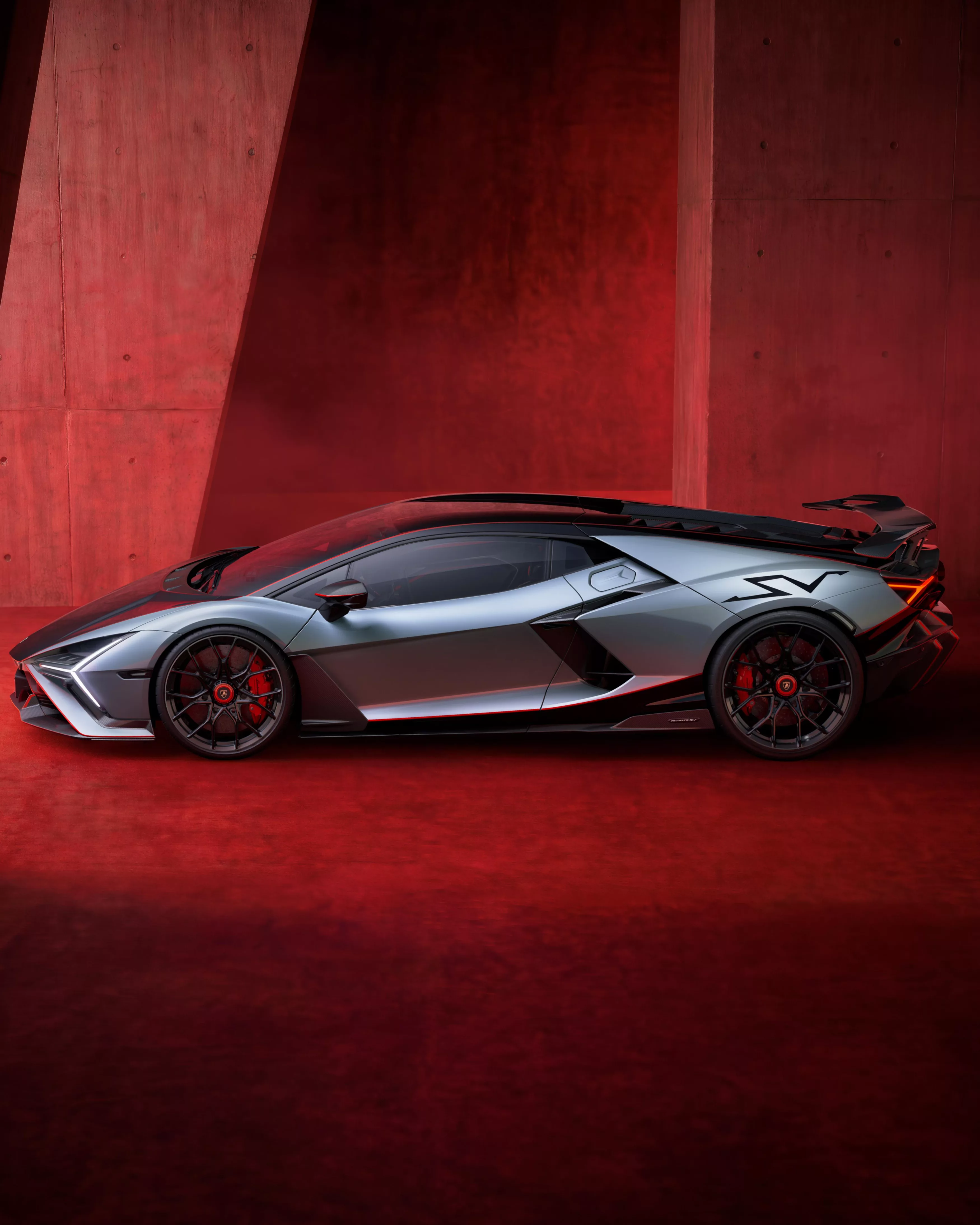 Lamborghini Revuelto SV
