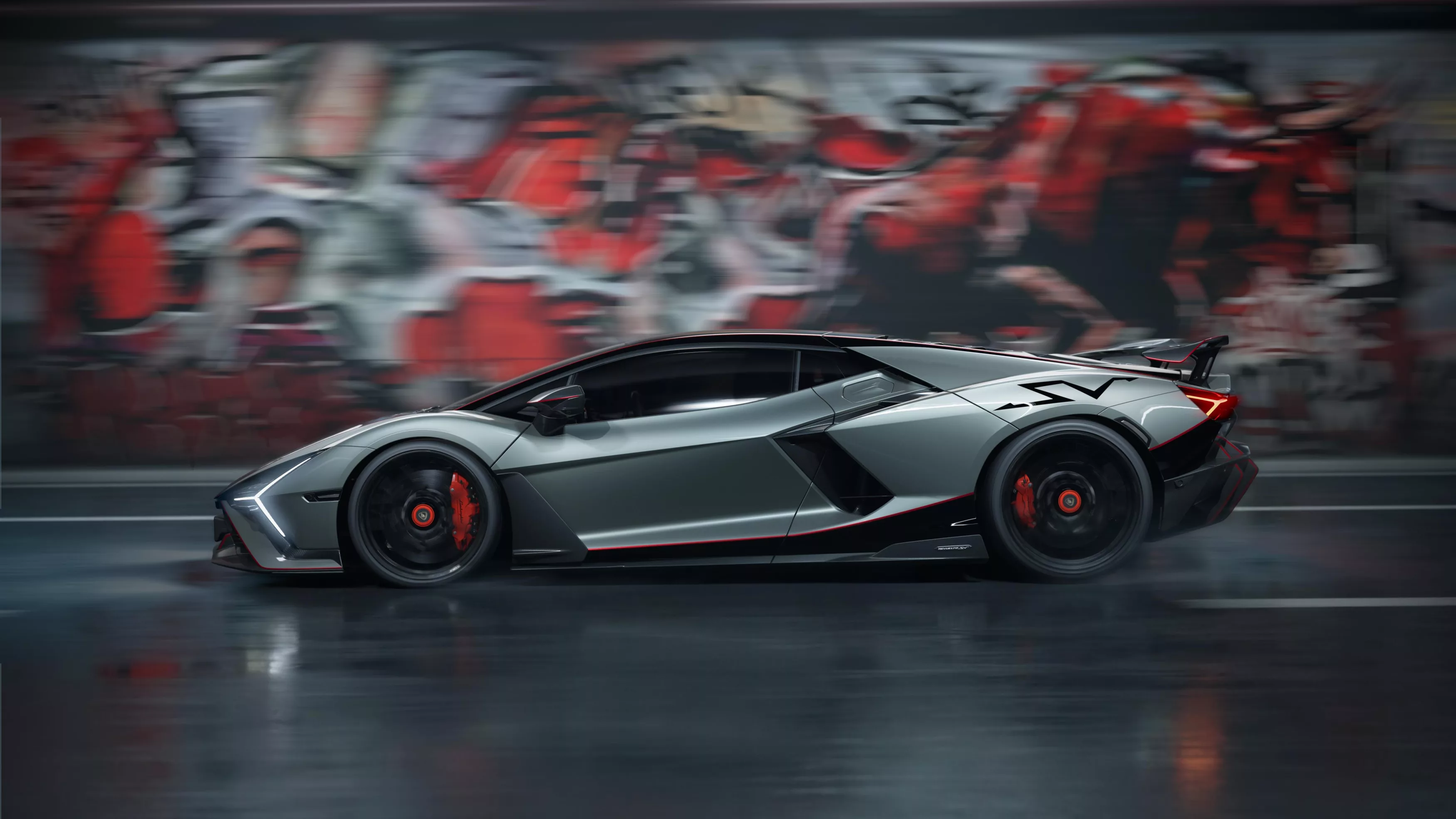 Lamborghini Revuelto SV