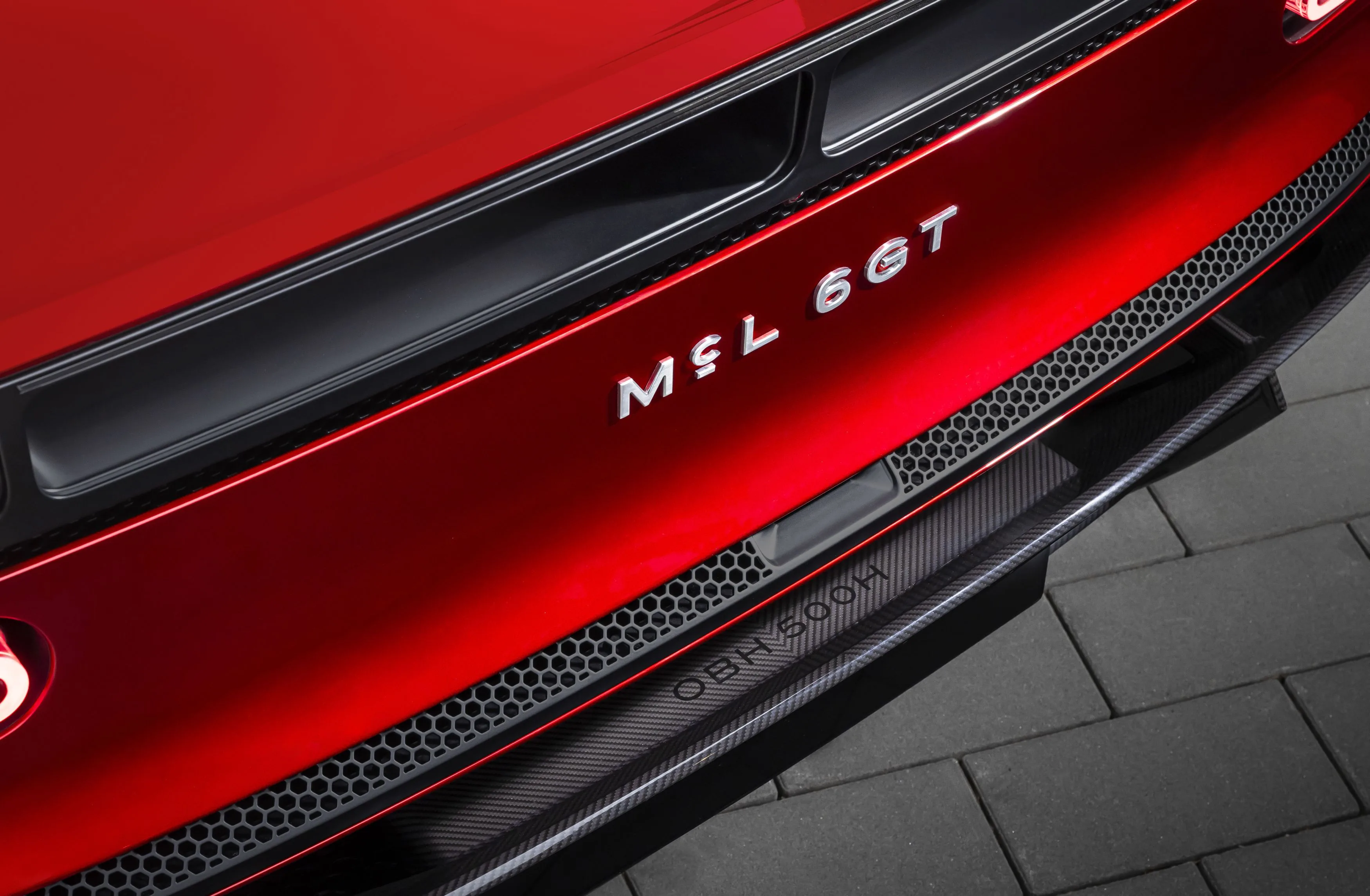 McLaren McL 6GT