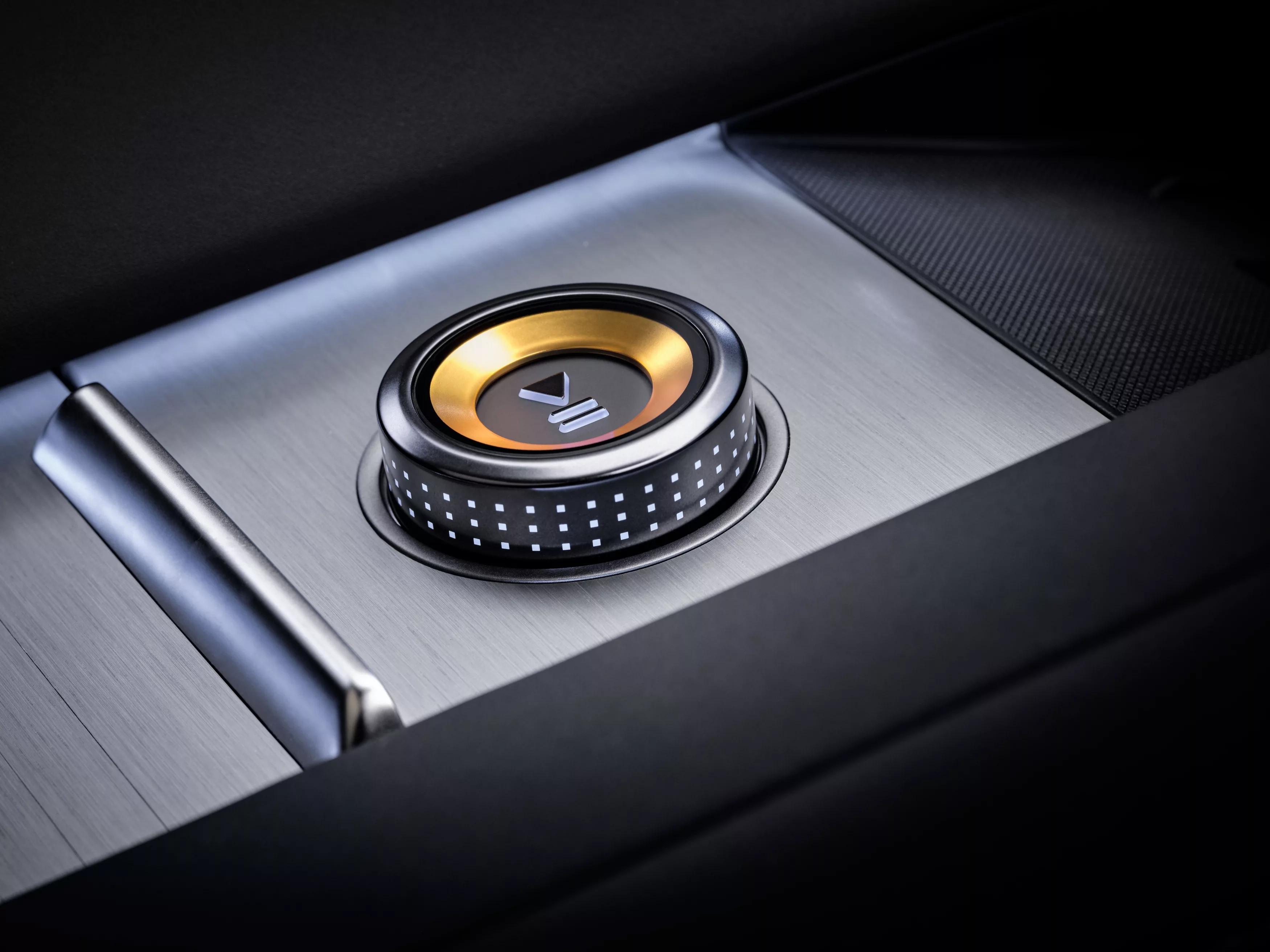 Polestar 4 SUV
