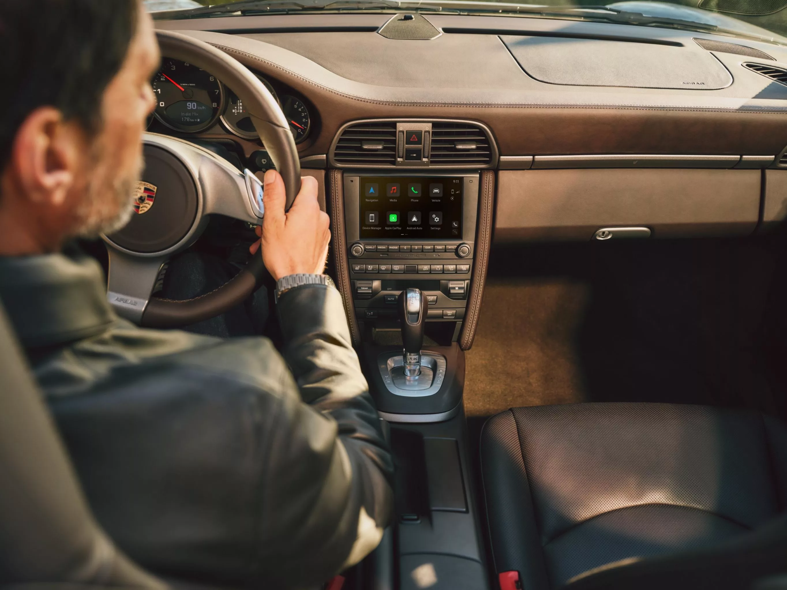Porsche Classic Communication Management Plus