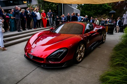 auto.pub Alfa Romeo 33 Stradale 22.08.25