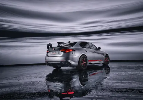 auto.pub Alfa Romeo Giulia Quadrifoglio Luna Rossa 13.01.26