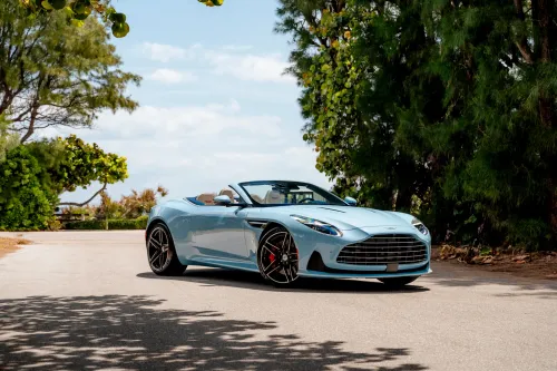 auto.pub Aston Martin DB12 Volante Palm Beach Edition 30.05.25