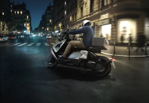 auto.pub BMW CE 04 07.07.25