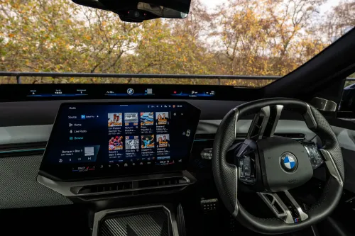 auto.pub BMW and MINI are first to launch the new Global Player in-car app 19.01.26