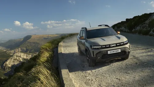 auto.pub Dacia Duster hybrid-g 150 4X4 05.09.25