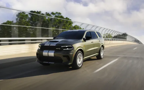 auto.pub Dodge Durango SRT Hellcat Jailbreak 12.08.25