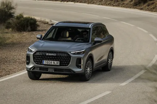 auto.pub EBRO s900 PHEV 4x4 26.01.26