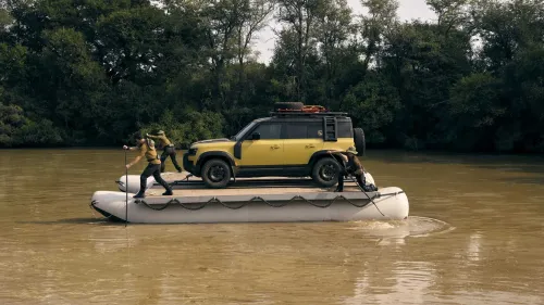 auto.pub Land Rover Defender Trophy 06.01.26