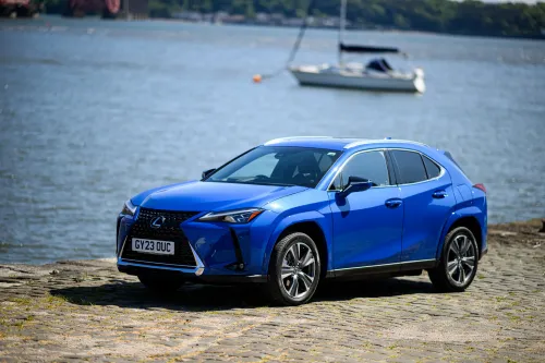 auto.pub Lexus UX 300e 03.03.26