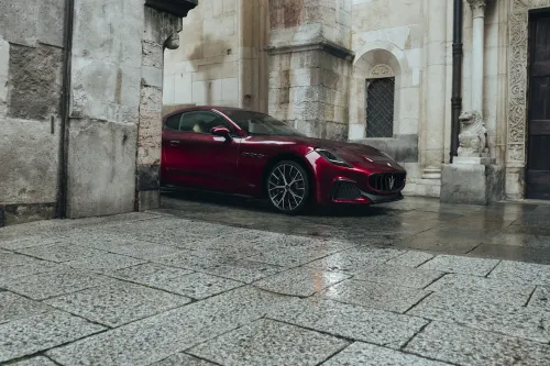 auto.pub Maserati GranTurismo Rosso Velluto 10.11.25