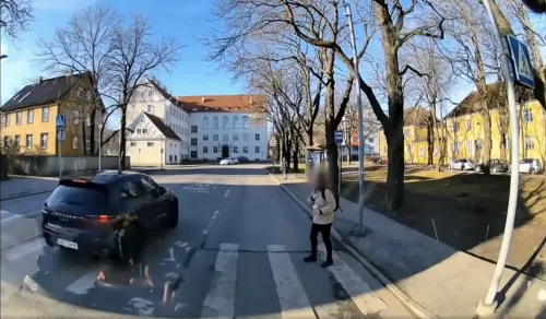 auto.pub Screenshot from the video 09.07.25