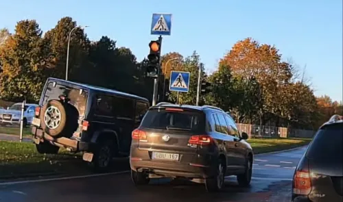 auto.pub Screenshot from the video 15.10.25