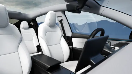 auto.pub Tesla Model Y 06.05.25