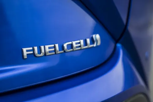 auto.pub Toyota Mirai 28.04.25
