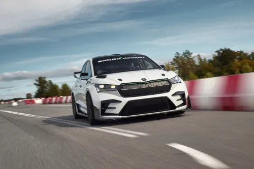 auto.pub Škoda Enyaq RS Race 13.06.25
