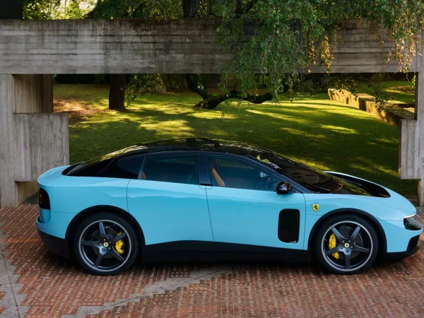 Ferrari Luce