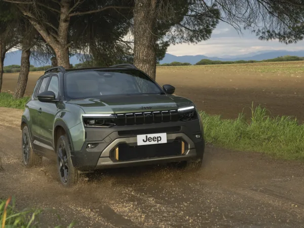 Jeep Avenger 4xe 85th anniversary