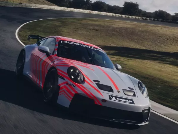 Porsche 911 Challenge