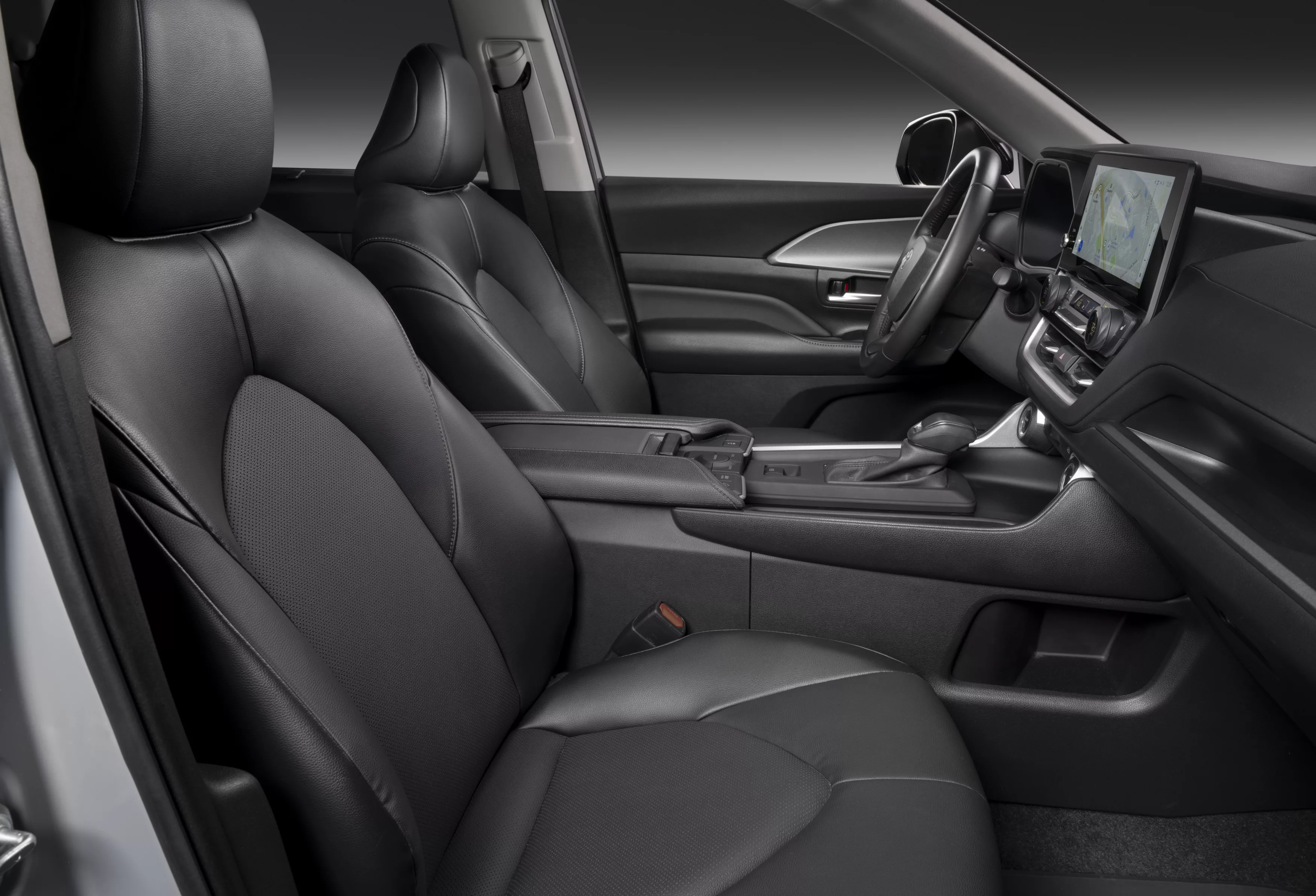 Toyota Grand Highlander Hybrid Woodland Edition