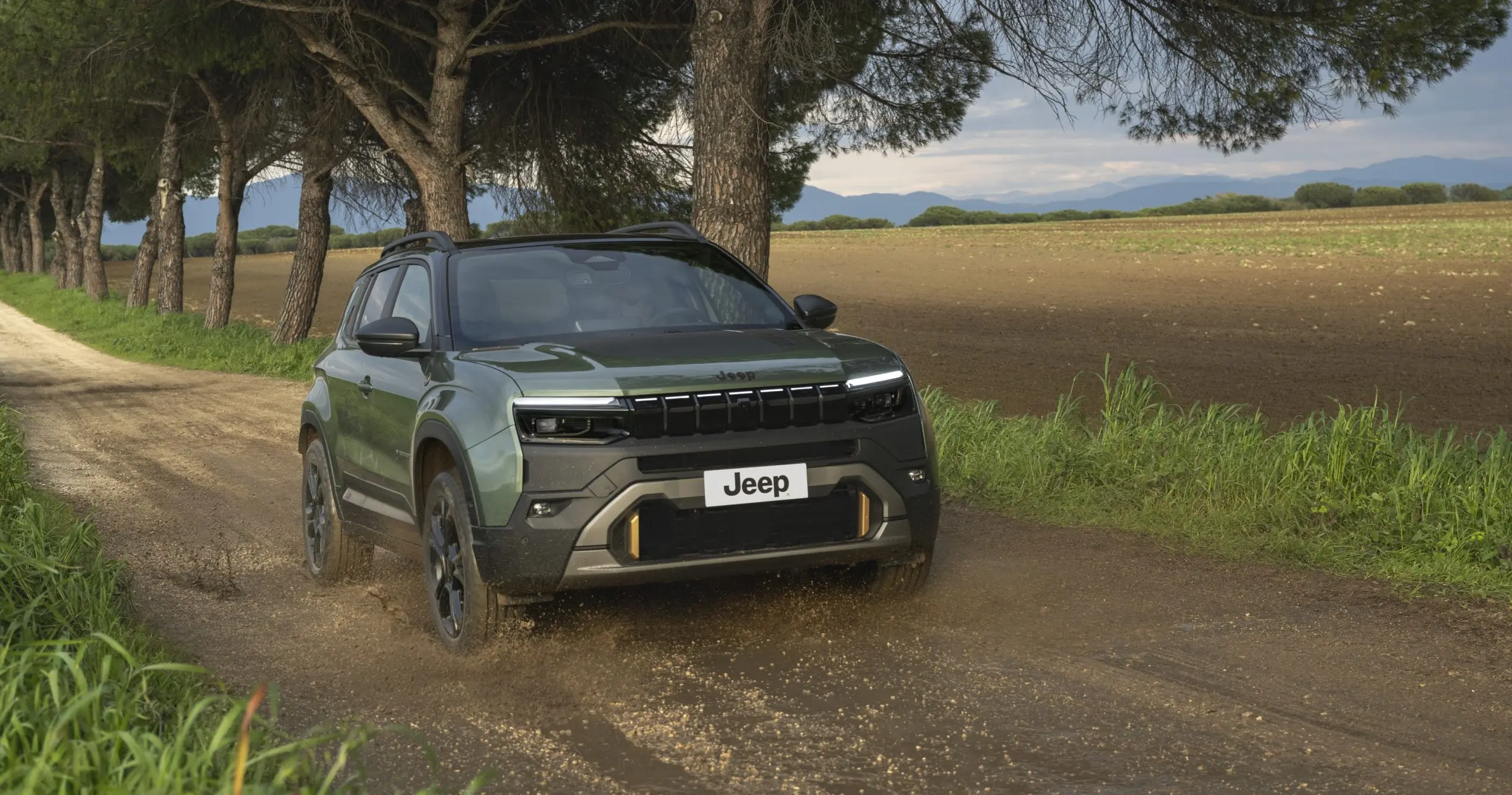 Jeep Avenger sai uue baasmootori ja värskema tehnika – auto.pub