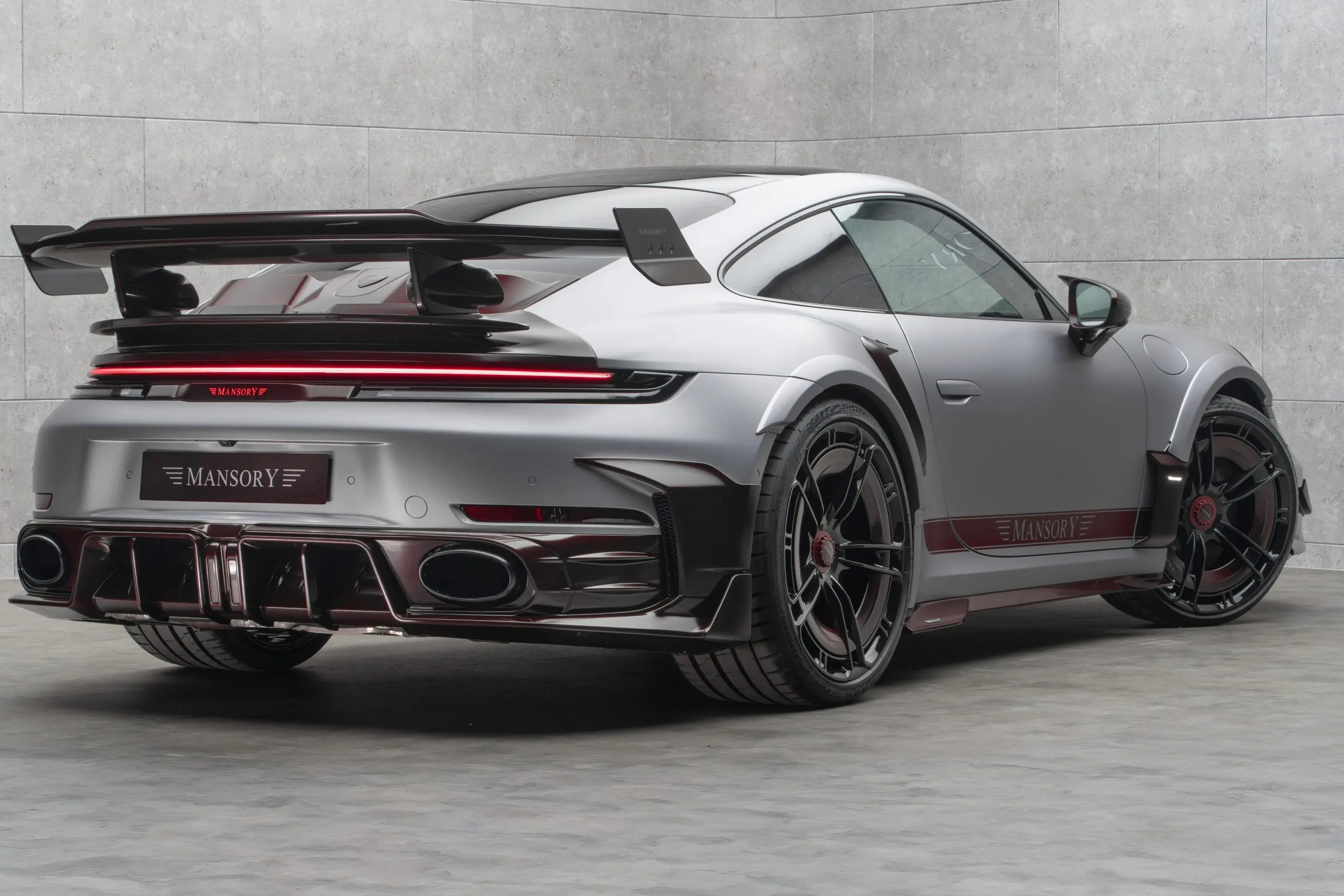 Mansory esitles Porsche 911 Turbo S-ile vaoshoitumat Softkit-tuuningpaketti – auto.pub