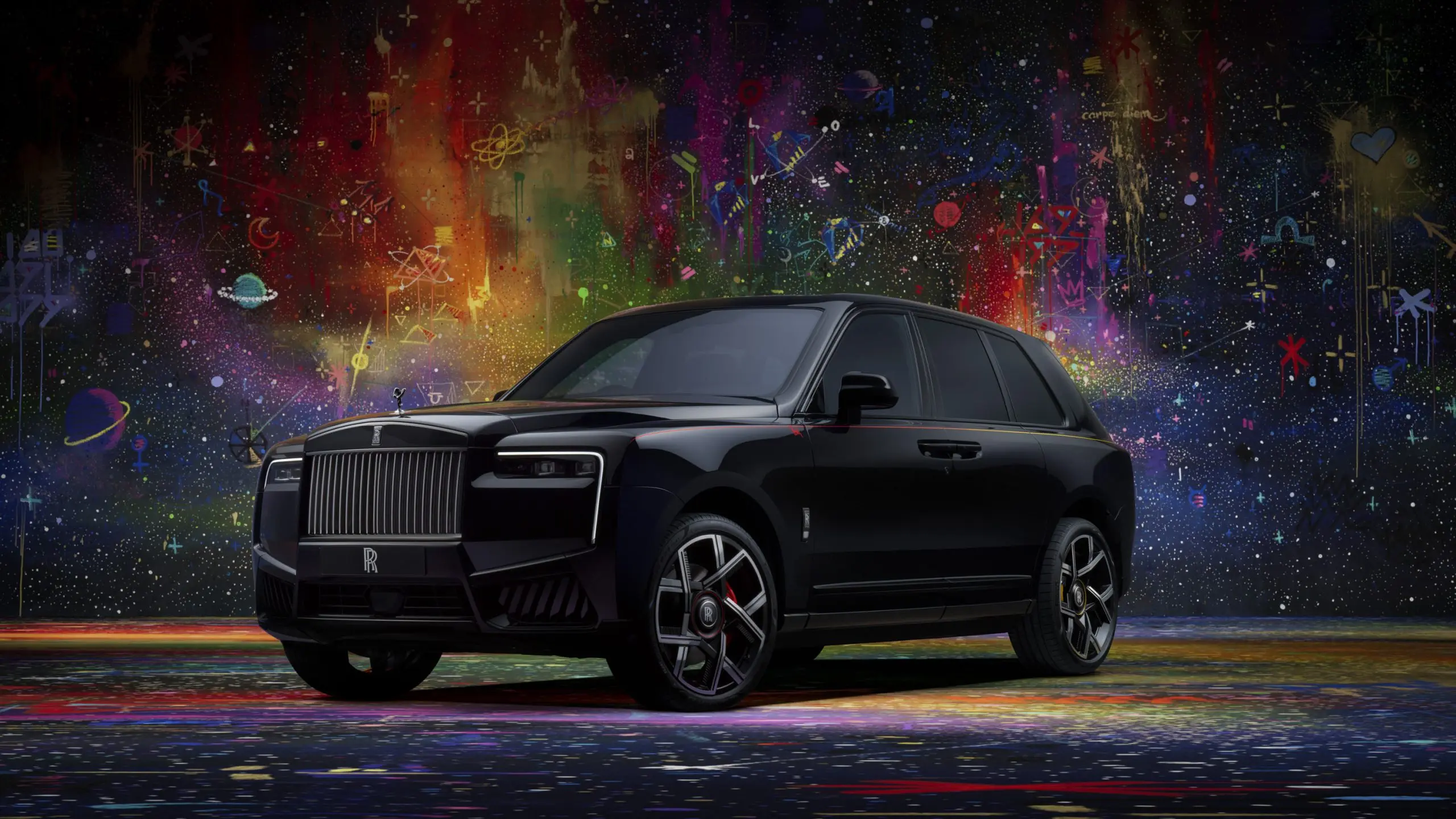 Rolls-Royce tegi viis tänavakunstist inspireeritud Black Badge Cullinani – auto.pub
