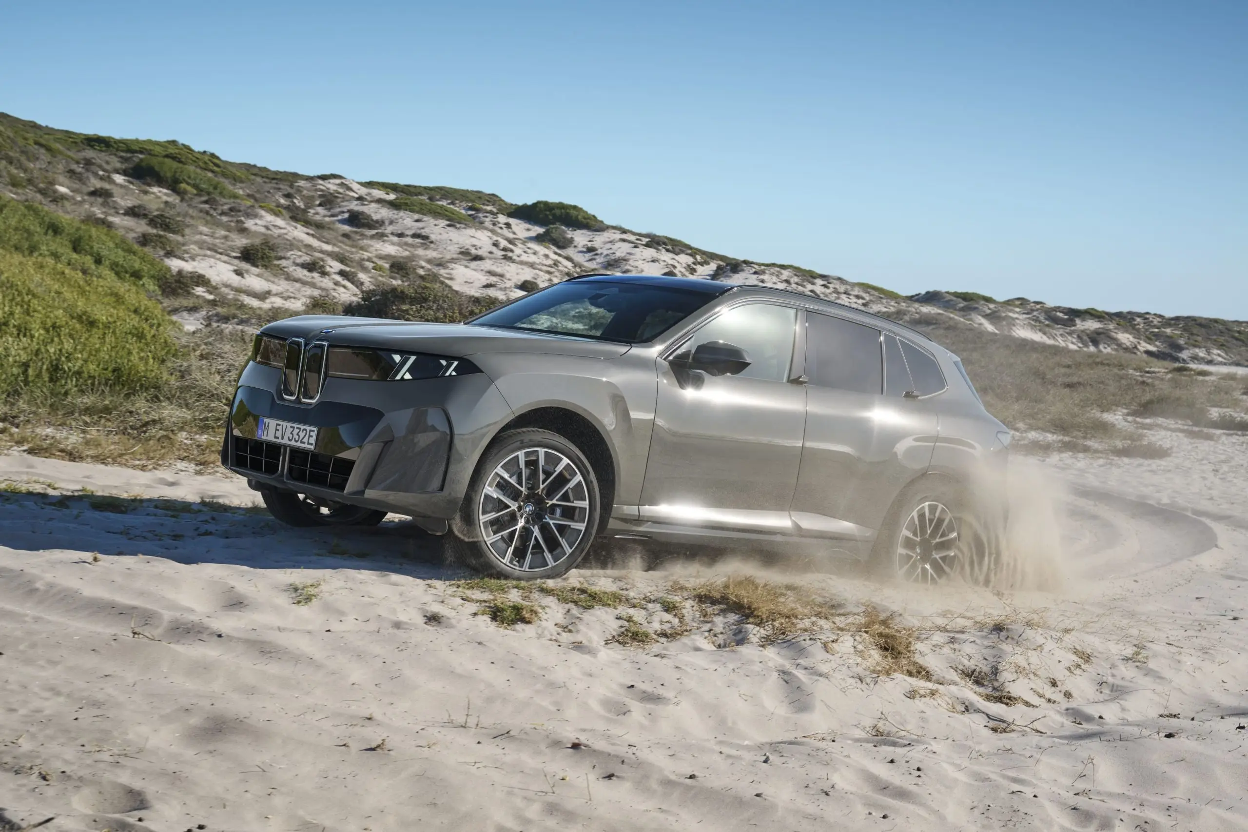 BMW hoiab X5-l V8 elus ja valmistab M Performance'i ilma pistikhübriidi raskuseta – auto.pub