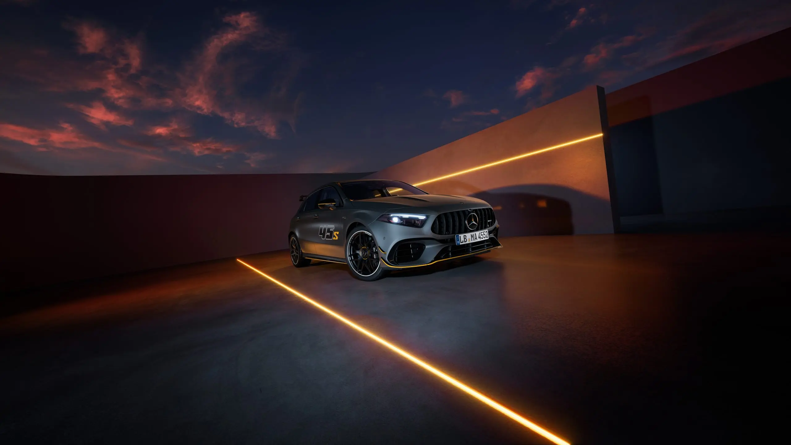 Mercedes-AMG saadab A 45 S-i lõpusirgele – auto.pub