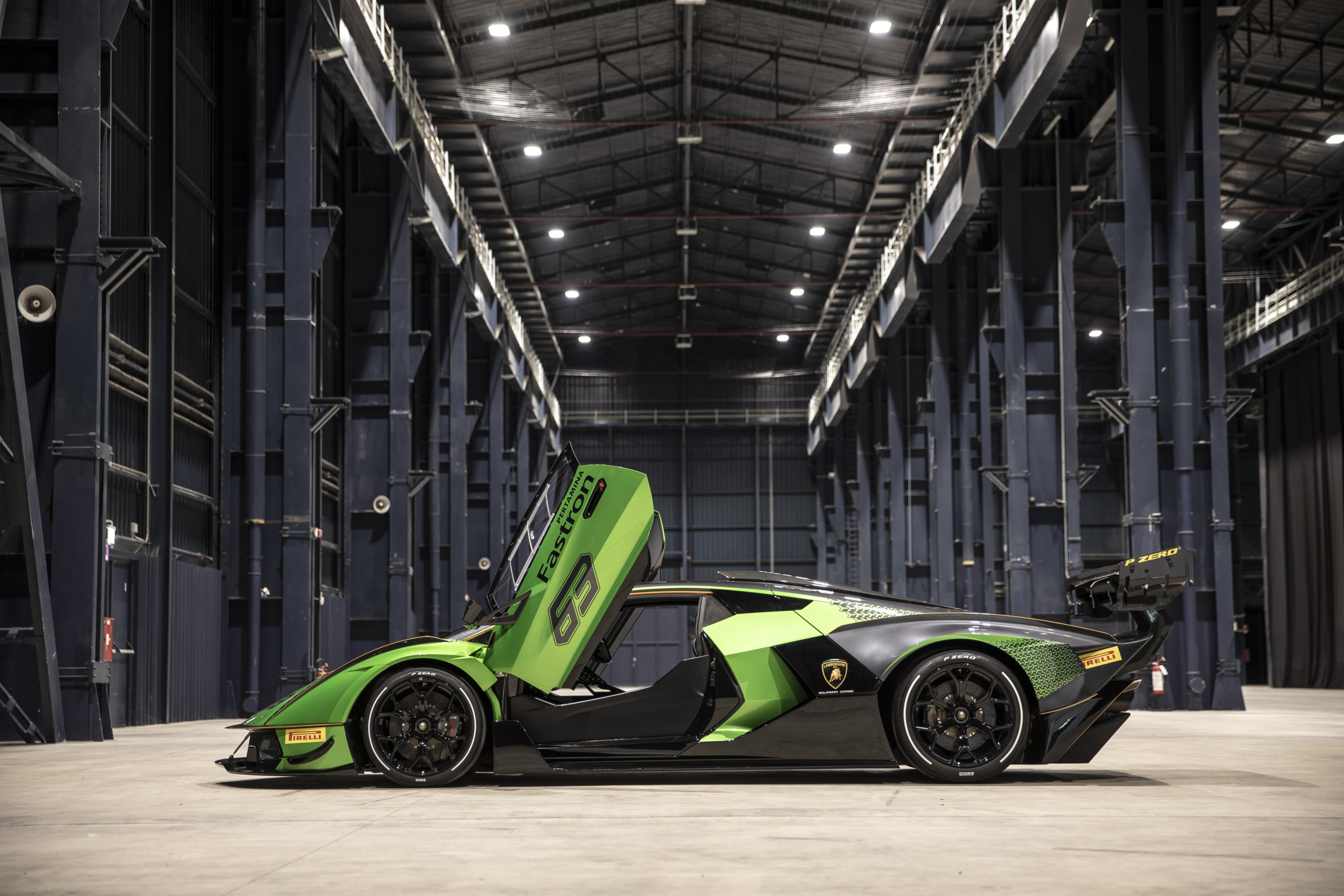 Lamborghini Essenza SCV12 - full carbon chassis homologated according to the FIA standards – auto.pub