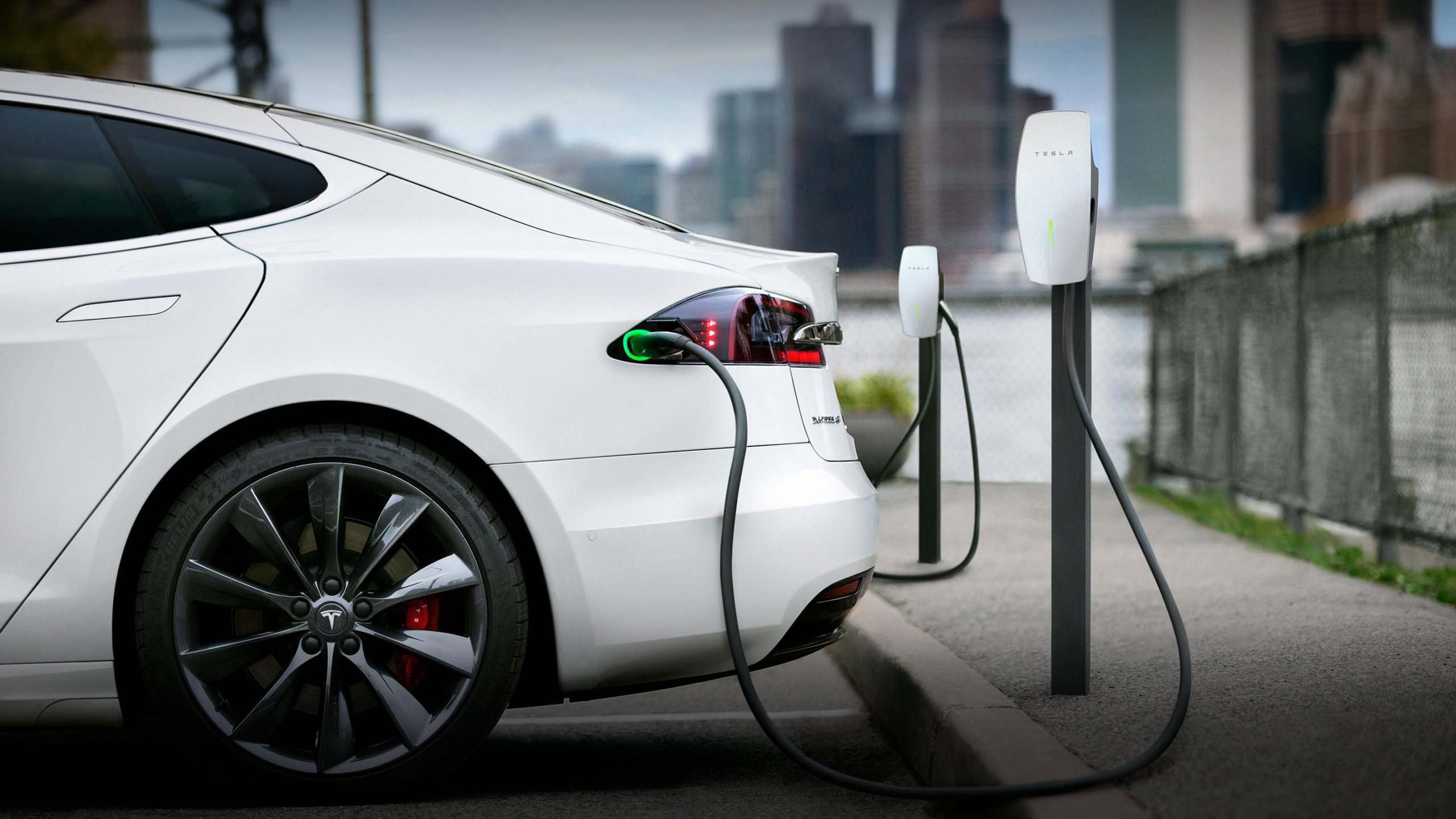 Tesla overtakes Toyota and Mercedes-Benz as the most valuable car brand in 2023 – auto.pub