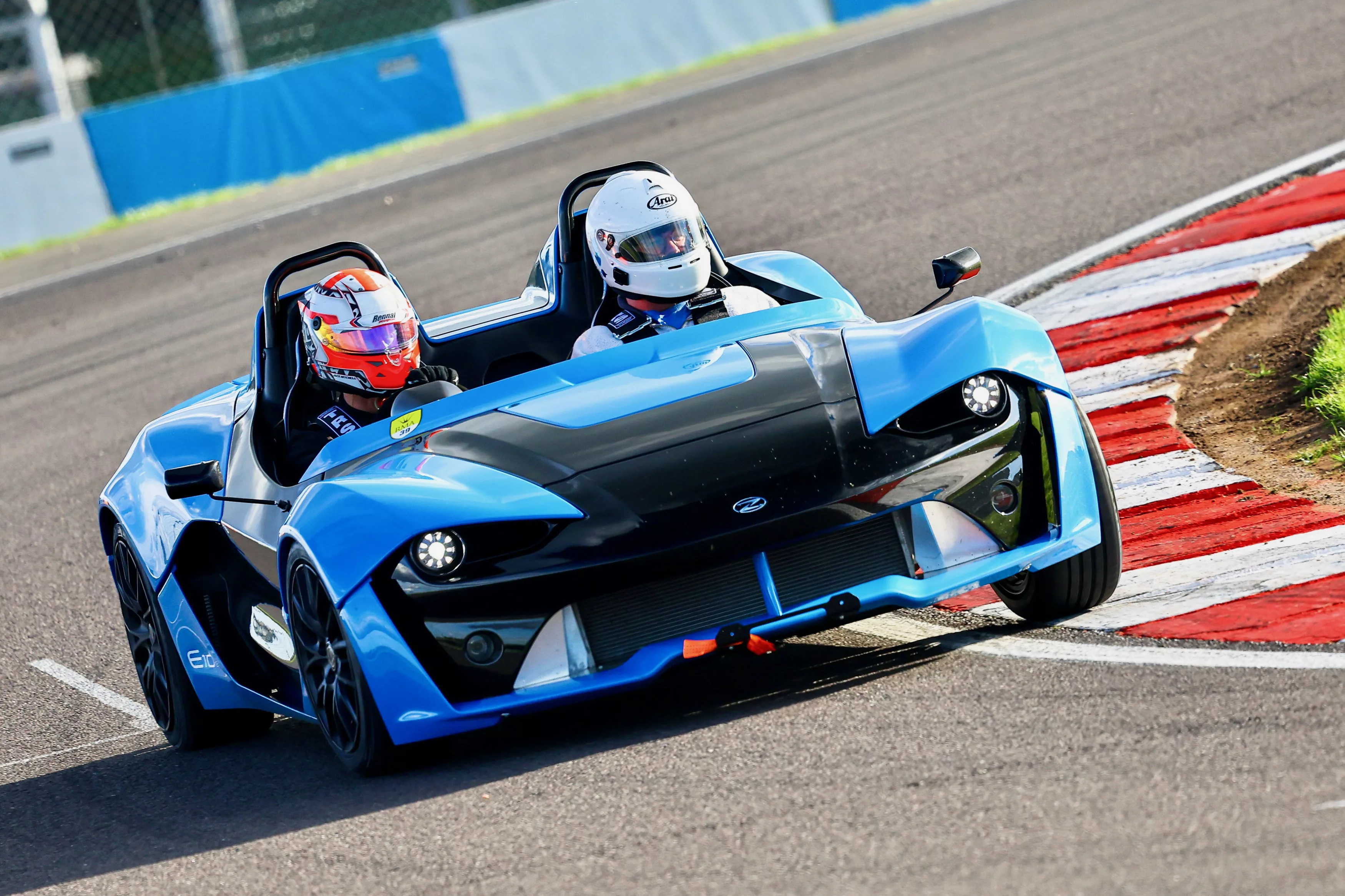 Zenos E10