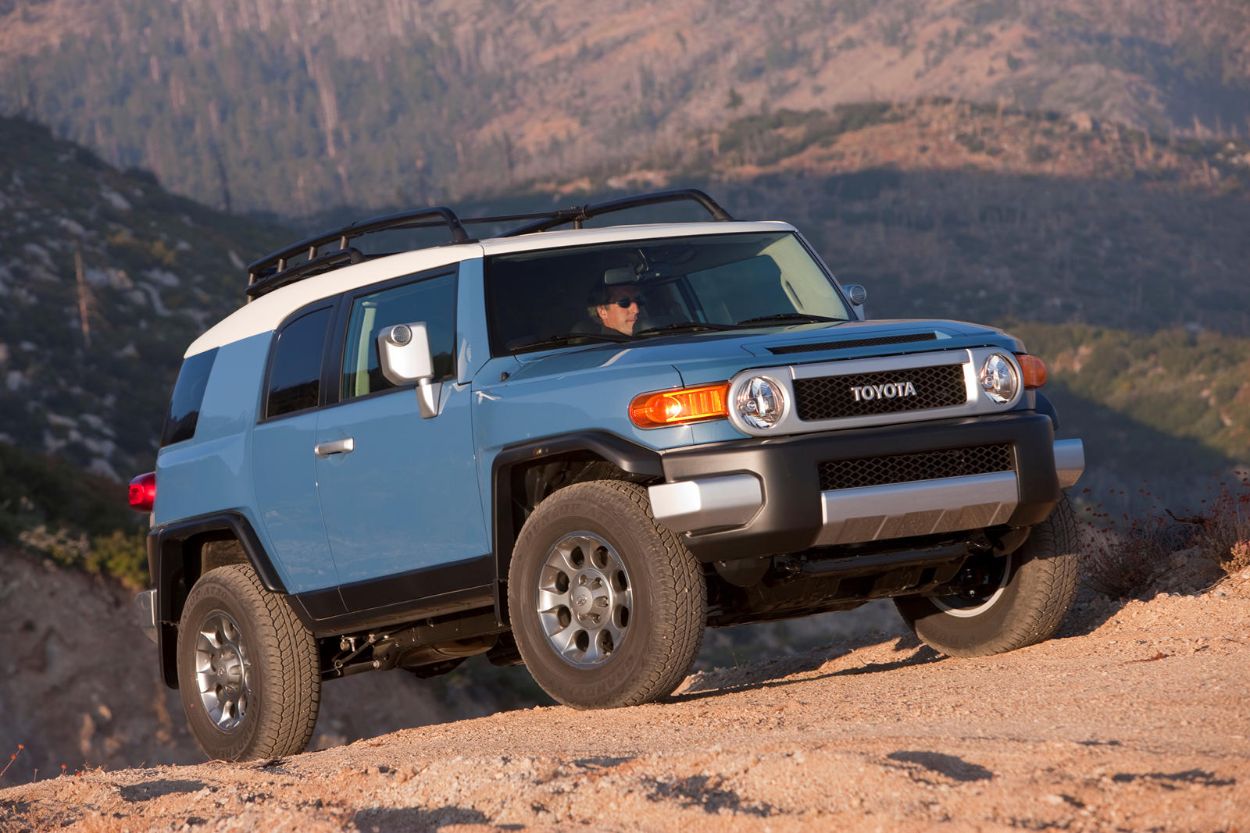 .Toyota FJ-Cruiser 