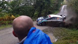 Evans korraldas Walesis tõelise mudarahe